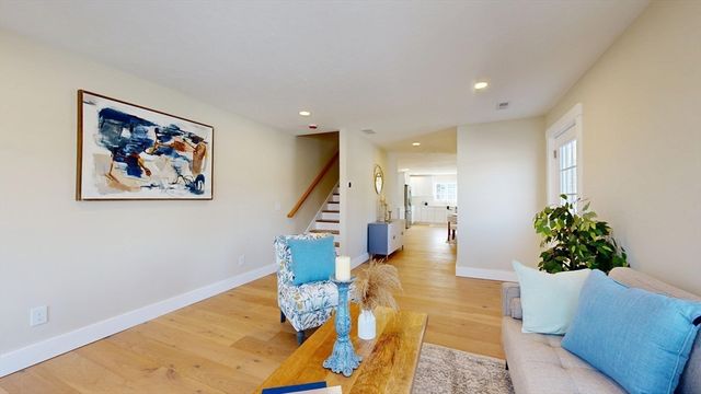 46 Hastings Avenue, Worcester, MA 01606