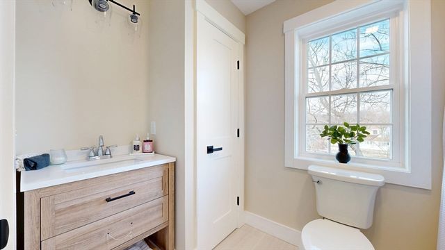 46 Hastings Avenue, Worcester, MA 01606