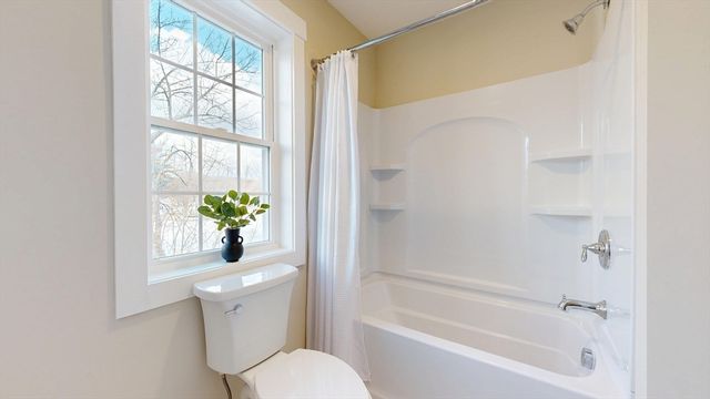 46 Hastings Avenue, Worcester, MA 01606