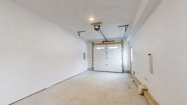 46 Hastings Avenue, Worcester, MA 01606