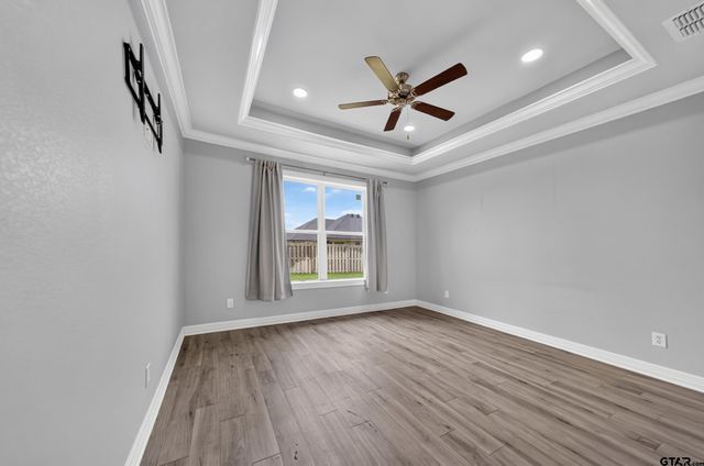 1712 Stephanie Dr, Whitehouse, TX 75791