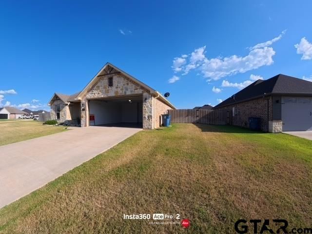 1712 Stephanie Dr, Whitehouse, TX 75791