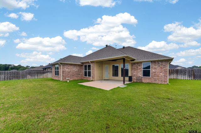 1712 Stephanie Dr, Whitehouse, TX 75791