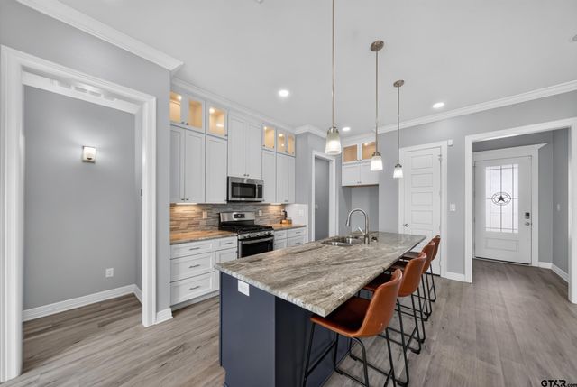 1712 Stephanie Dr, Whitehouse, TX 75791