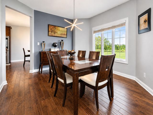 9763 Garden Way, St. John, IN 46373