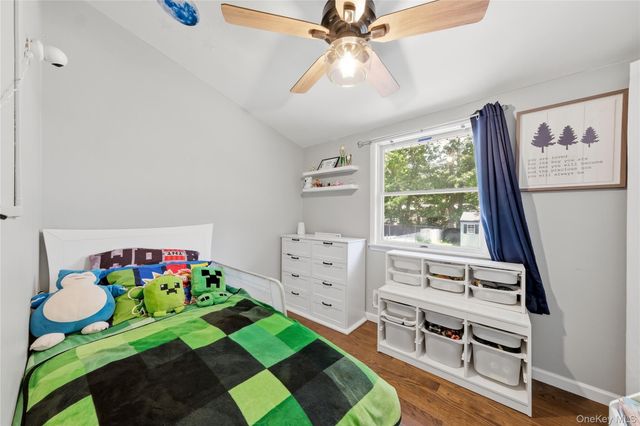 3 Herd Lane, East Setauket, NY 11733