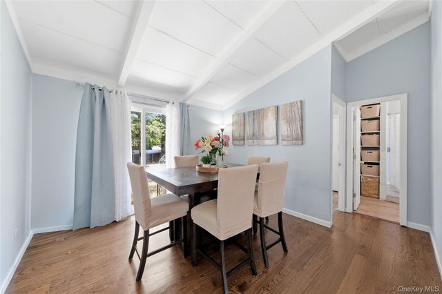 3 Herd Lane, East Setauket, NY 11733