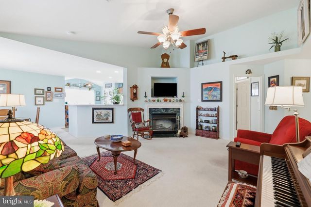 2501 COLERIDGE DR, Frederick, MD 21702