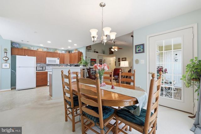 2501 COLERIDGE DR, Frederick, MD 21702