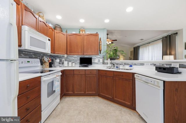 2501 COLERIDGE DR, Frederick, MD 21702