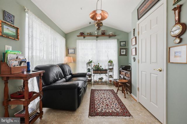 2501 COLERIDGE DR, Frederick, MD 21702