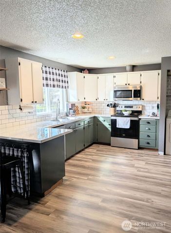 1710 W Young, Elma, WA 98541