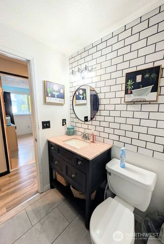 1710 W Young, Elma, WA 98541