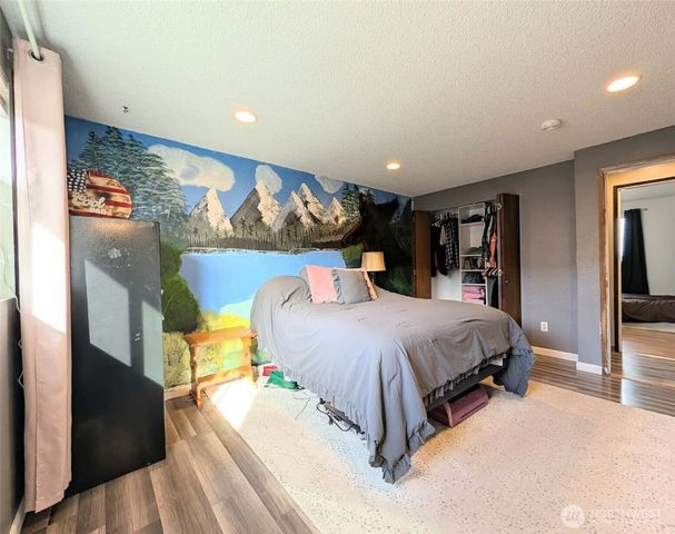 1710 W Young, Elma, WA 98541