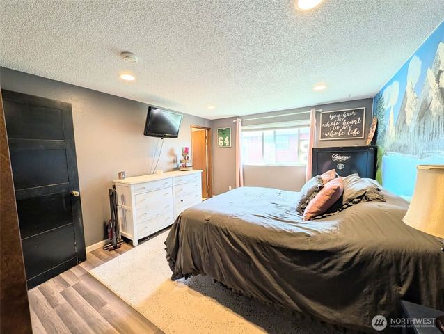 1710 W Young, Elma, WA 98541