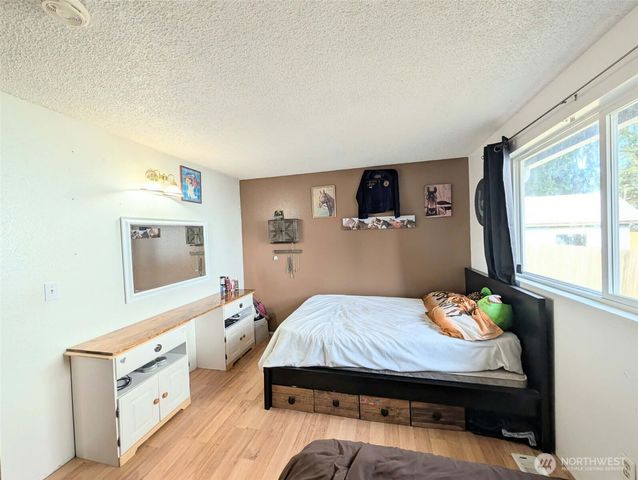 1710 W Young, Elma, WA 98541