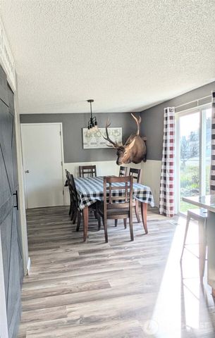 1710 W Young, Elma, WA 98541