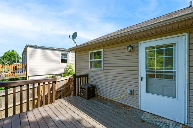 99 Sanders Drive, Florence, KY 41042