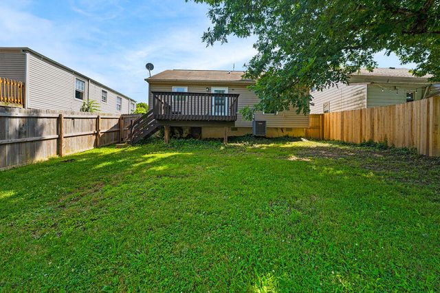 99 Sanders Drive, Florence, KY 41042