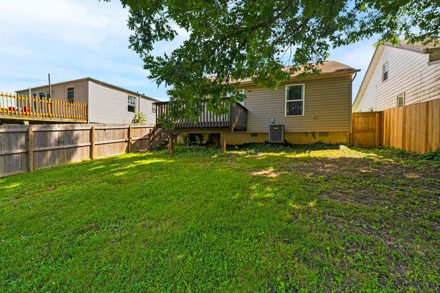 99 Sanders Drive, Florence, KY 41042