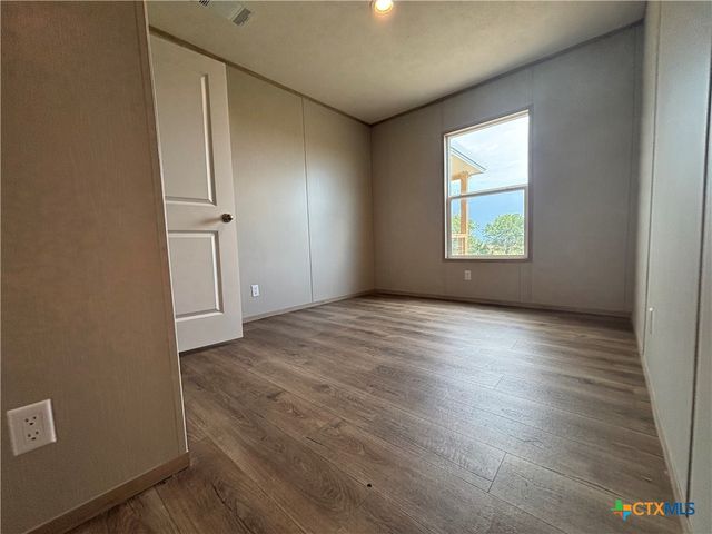 4927 Mustang Way, San Marcos, TX 78666
