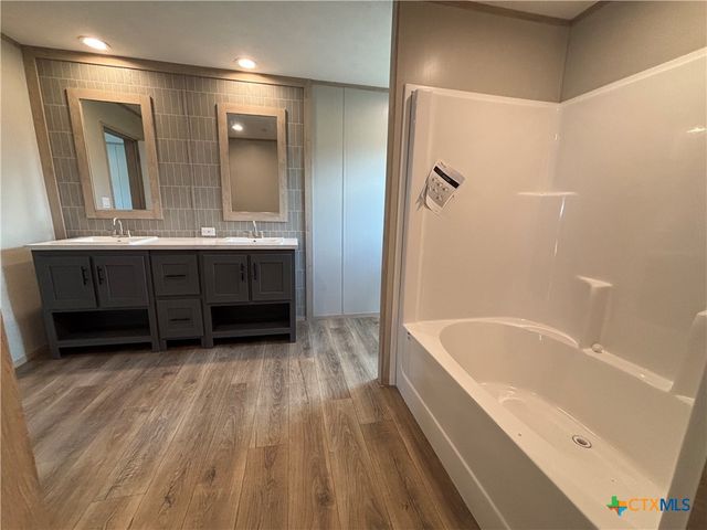 4927 Mustang Way, San Marcos, TX 78666