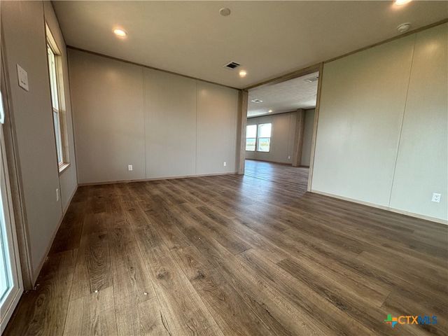 4927 Mustang Way, San Marcos, TX 78666