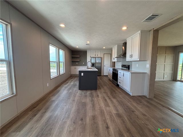 4927 Mustang Way, San Marcos, TX 78666
