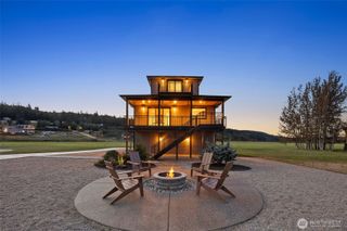169 Driftwood Shores Road, Camano Island, WA 98282