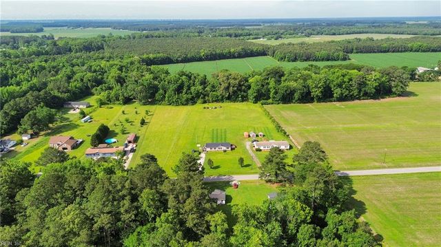592 Crooked Run RD, Elizabeth City, NC 27909