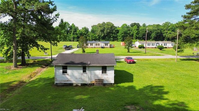 592 Crooked Run RD, Elizabeth City, NC 27909