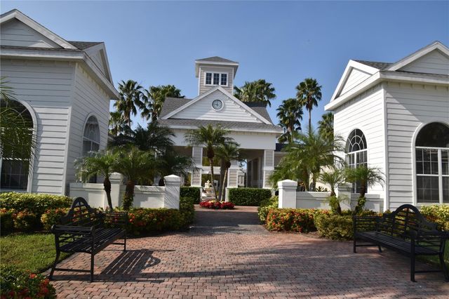 316 SOUTHERN PECAN CIRCLE 205, Winter Garden, FL 34787