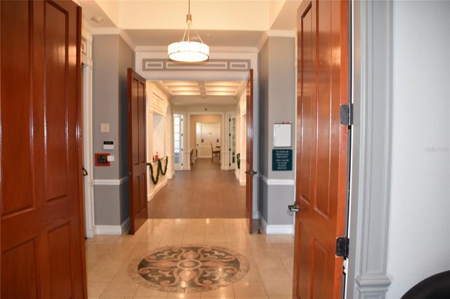 316 SOUTHERN PECAN CIRCLE 205, Winter Garden, FL 34787