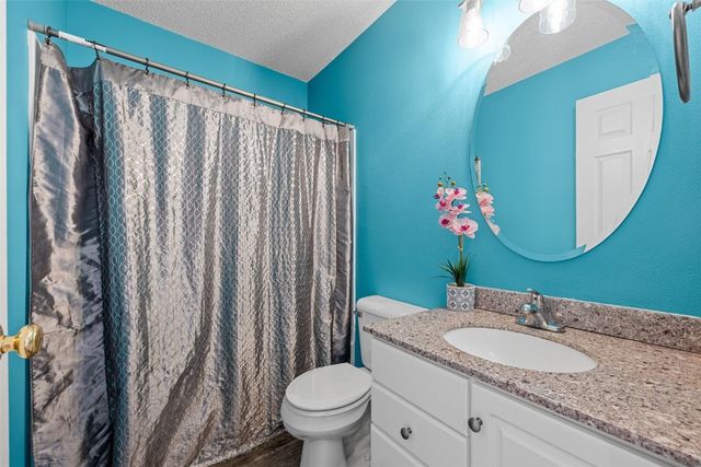 4104 Treeline Court NE, Cedar Rapids, IA 52411