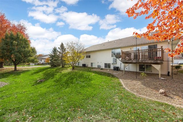 4104 Treeline Court NE, Cedar Rapids, IA 52411