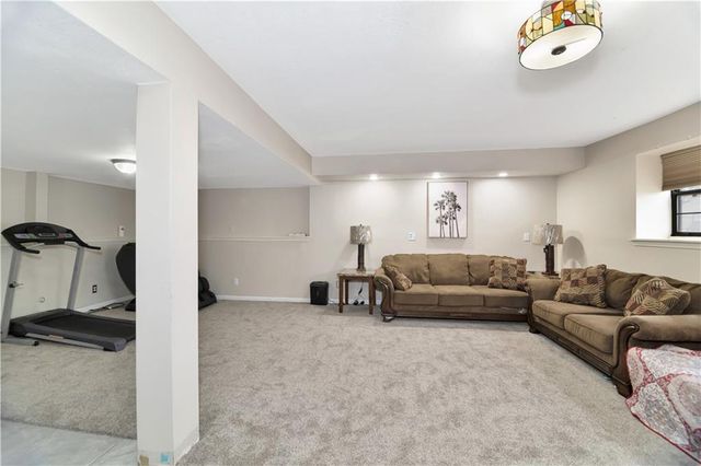 14910 W 65th Street, Shawnee, KS 66216