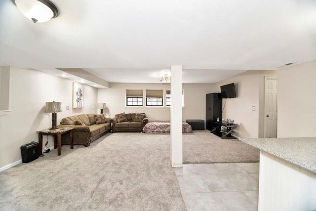 14910 W 65th Street, Shawnee, KS 66216