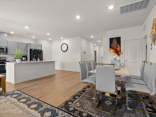 7397 Mountain Top Drive, Reno, NV 89506