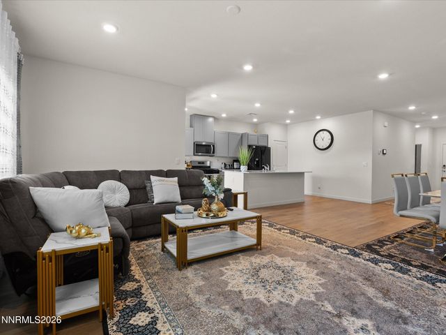 7397 Mountain Top Drive, Reno, NV 89506
