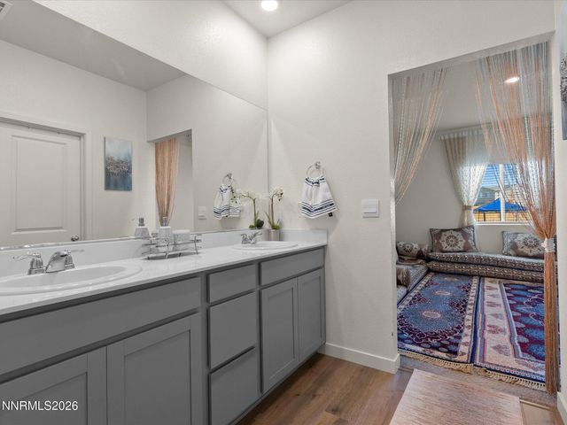 7397 Mountain Top Drive, Reno, NV 89506