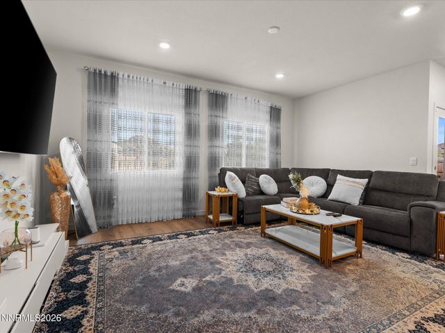 7397 Mountain Top Drive, Reno, NV 89506