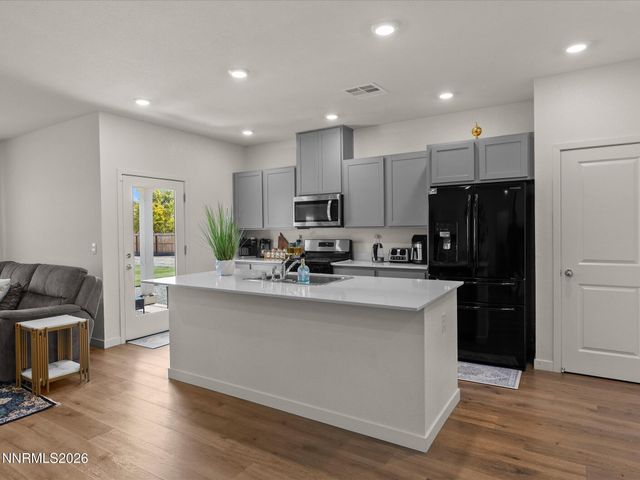 7397 Mountain Top Drive, Reno, NV 89506
