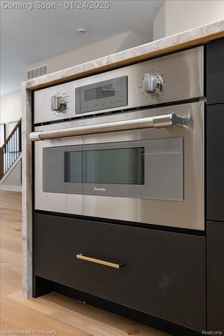 104 N CENTER COVE, Northville, MI 48167