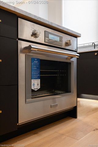 104 N CENTER COVE, Northville, MI 48167