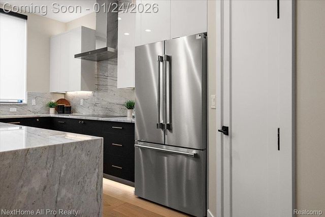 104 N CENTER COVE, Northville, MI 48167