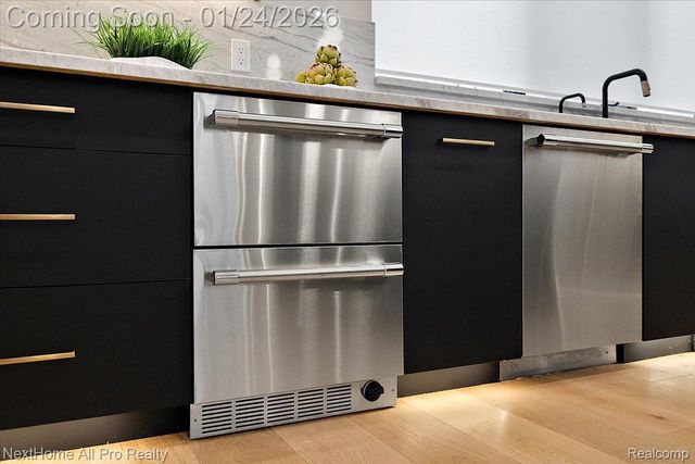 104 N CENTER COVE, Northville, MI 48167