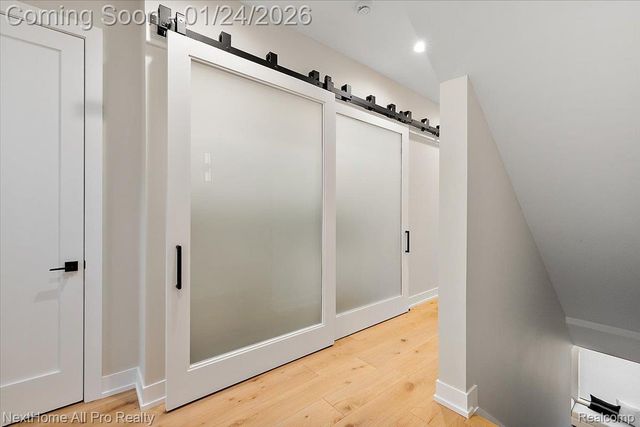 104 N CENTER COVE, Northville, MI 48167