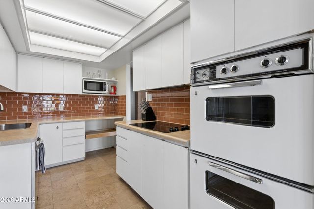 2323 N CENTRAL Avenue 205, Phoenix, AZ 85004