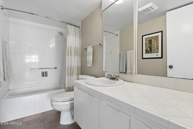 2323 N CENTRAL Avenue 205, Phoenix, AZ 85004