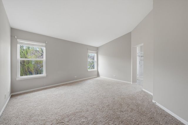 2824 WHITEHALL Lane, Naperville, IL 60564